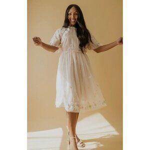 Elegant Cream Midi Dress